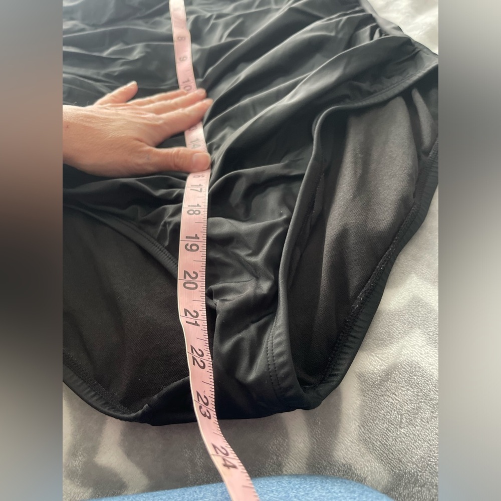 Black strapless Twist front one piece bathing suit. Size xl #2226 - Picture 5 of 11